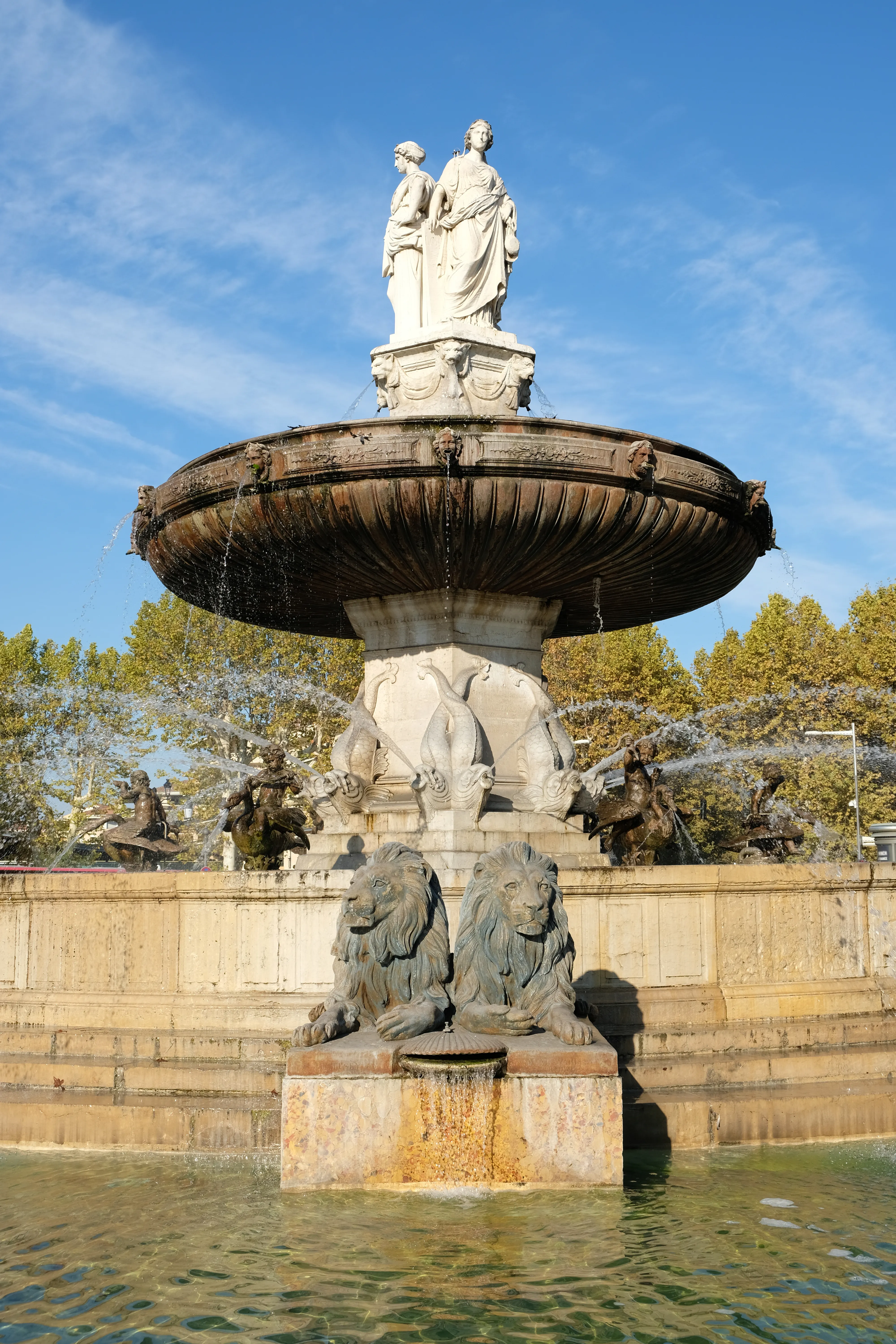 La fontaine de la Rotonde sur le cours Mirabeau à Aix-en-Provence